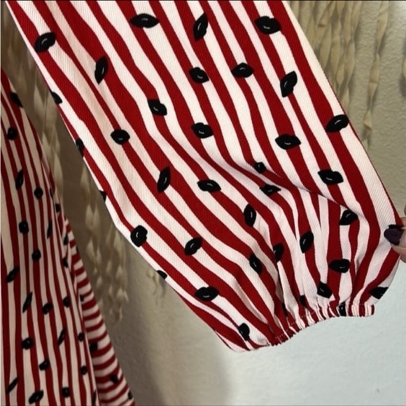 Lip Print Wrap Dress by The Archives July 4th Red and White Stripes Style Dress - Picture 4 of 7